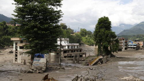 Népal: le bilan des inondations atteint au moins 95 morts