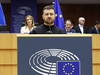 Armes: Zelensky demande à l'UE d'"aller plus vite" que la Russie