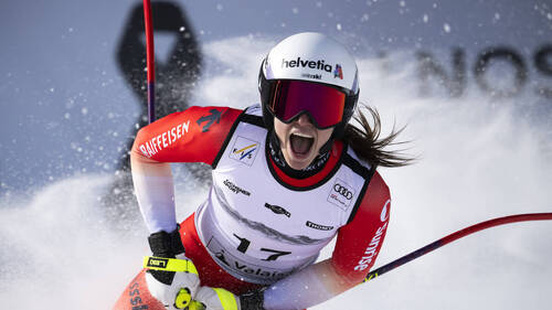 Super-G de Crans-Montana: Malorie Blanc s'impose!