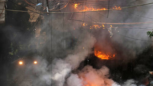 Au moins 21 morts dans l'incendie d'un hôtel à New Delhi
