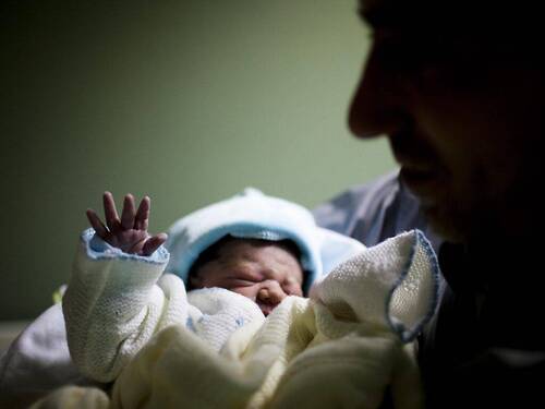 Les cas de dépression post-partum ont doublé pendant la pandémie