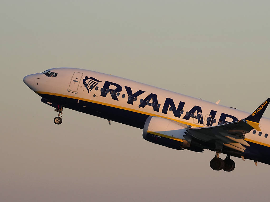 Ryanair Commande 300 Boeing 737-MAX-10 Pour 40 Milliards De Dollars