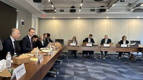 USA: des parlementaires suisses mènent des discussions économiques