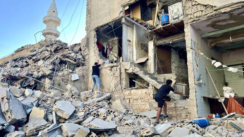 "Toute la ville a tremblé": au Liban, Israël attaque Tyr
