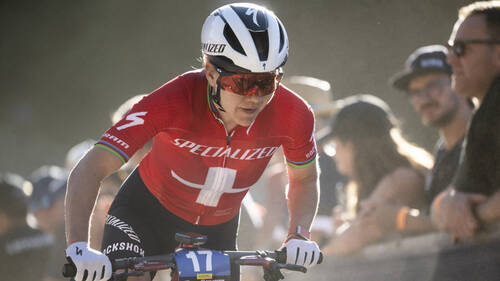 Sina Frei s'impose d'entrée en short-track, Dario Lillo 3e