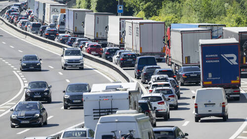 Plus de 20 km de bouchons avant l'entrée nord du Gothard