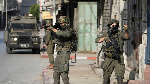 L'armée israélienne tue 13 personnes lors d'une incursion en Syrie