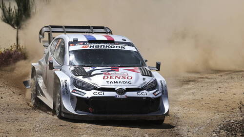 Tänak prend la tête en Arabie saoudite devant Ogier