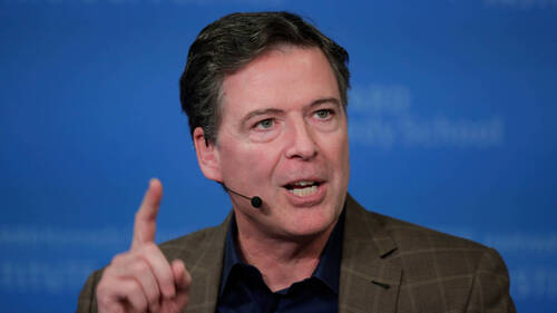 L'ex-directeur du FBI James Comey de nouveau poursuivi en justice