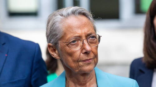 Elisabeth Borne annonce se retirer de la direction de Renaissance