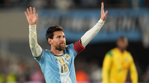 "Le maillot argentin me manque déjà", confie Messi