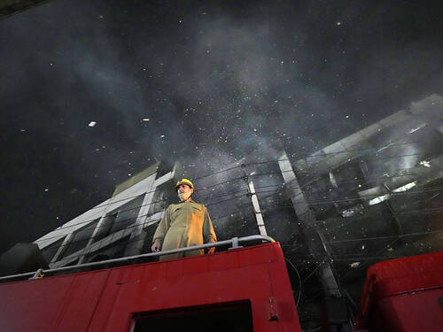 27 morts dans un incendie à New Delhi