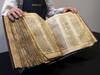 Bible hébraïque vendue pour un record de 38,1 millions de dollars
