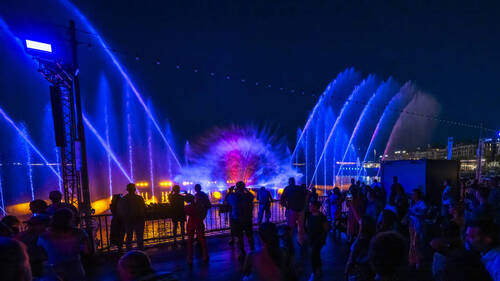 Spectacles aquatiques et animations au Jardin anglais de Genève