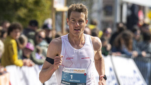 Hommage aux victimes de l'incendie de Chiètres à la Kerzerslauf