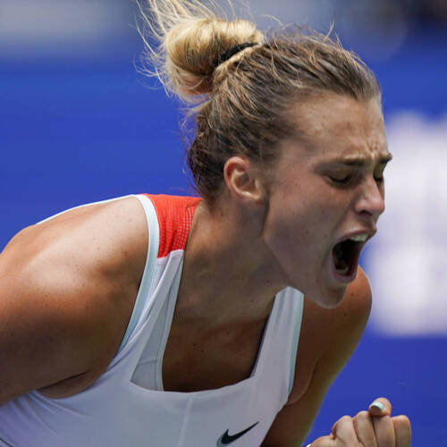Sabalenka rejoint le dernier carré en dominant Pliskova