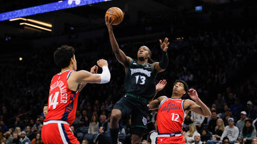 Niederhäuser et les Clippers dominent les T-Wolves