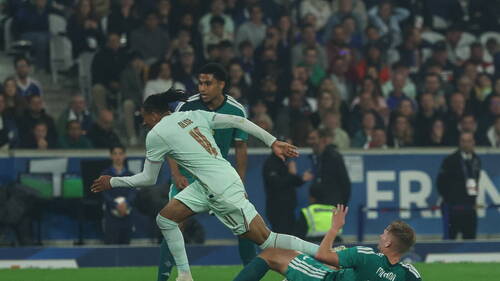 Olise dynamite l'Irlande du Nord