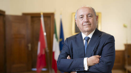 L'ambassadeur d'Italie réagit aux critiques de Cassis