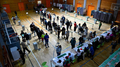 Parlementaires suisses en Hongrie: des élections "équitables"