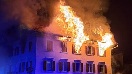 Cinq personnes portées disparues après un incendie à Thusis (GR)