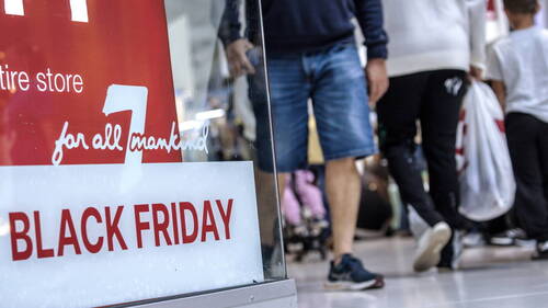 Malgré l'inflation, les Américains au rendez-vous du "Black Friday"