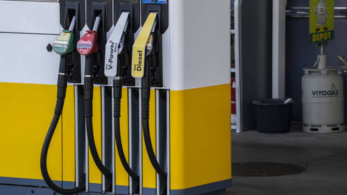 Le pétrole en légère baisse après des propos optimistes de Trump
