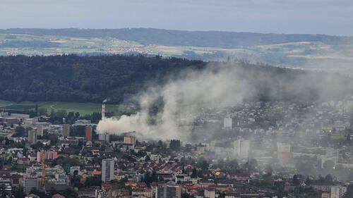 Un incendie dans un centre de tri près de Bienne