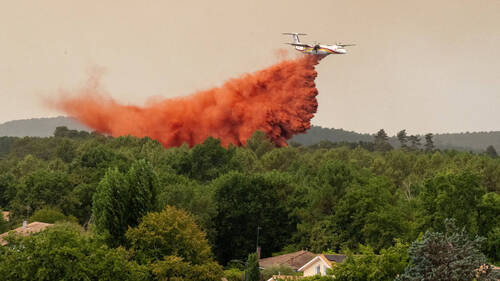 Reprises de feu en France, nouvelles évacuations près de Madrid
