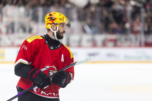 PostFinance Top Scorer Jason Fuchs (LHC) reagit, lors du match du championnat suisse de hockey sur glace de National League entre Lausanne HC, LHC et HC Lugano, HCL, ce mercredi 7 octobre 2026 a la patinoire de la Vaudoise Arena a Lausanne. (KEYSTONE/Cyril Zingaro)
