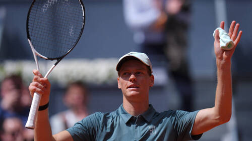 Sinner passe en quarts de finale à Madrid