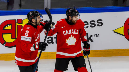 Le Canada bat la Suède 5-3 à Fribourg