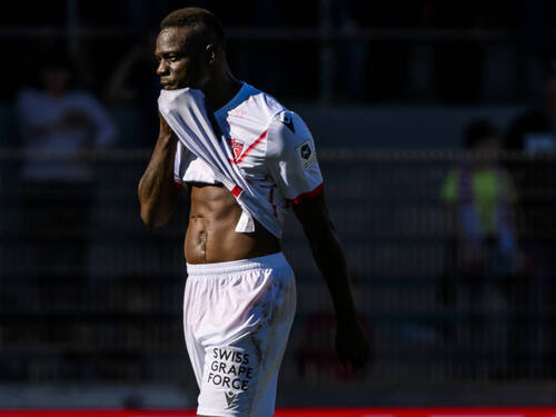 Le FC Sion se prend les pieds dans le tapis