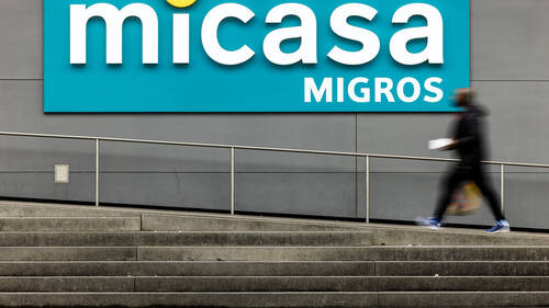 Micasa ferme quatre magasins et change de propriétaire