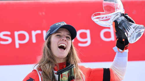 Camille Rast vise le podium sur le slalom de Flachau