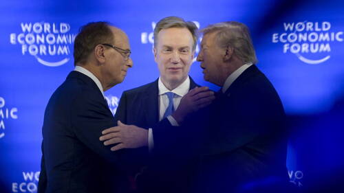 Affaire Epstein: le WEF ouvre une enquête contre son CEO