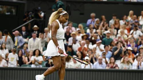 Serena Williams déclare forfait en double en raison d'une blessure
