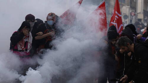 France: les lycéens se préparent à manifester pour un "acte III"