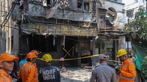 Inde: au moins 21 morts dans l'incendie d'un hôtel à New Delhi