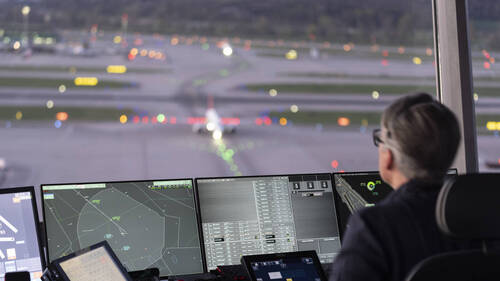 Skyguide réduit la capacité d'approche à l'aéroport de Zurich