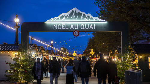 Le quai du Mont-Blanc à Genève transformé en marché de Noël