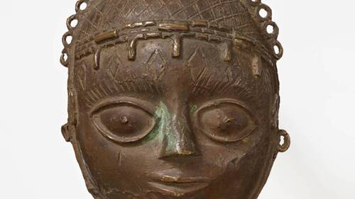 Bronzes de Bénin: Genève et Zurich restituent des biens au Nigéria