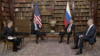 Antony Blinken et Sergueï Lavrov lors de la rencontre entre Joe Biden et Vladimir Poutine en juin 2021 à Genève