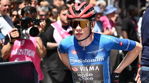 Vingegaard fait coup double à Pila