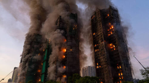 Hong Kong: auditions sur l'incendie des tours d'habitation
