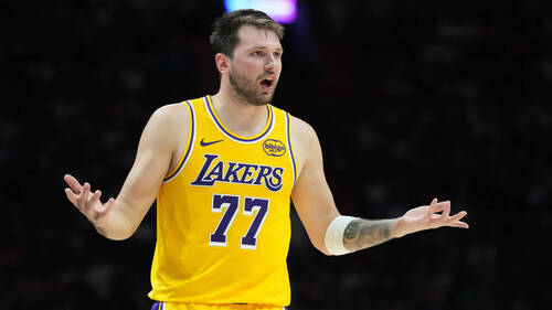 Le Thunder écrase les Lakers, Doncic sorti blessé