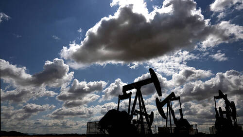 Pétrole: le baril de Brent atteint les 100 dollars