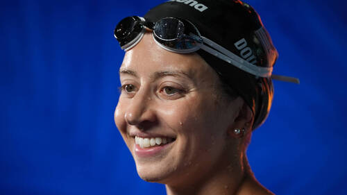 Deux records du 50 m libre en 24h pour Kate Douglass