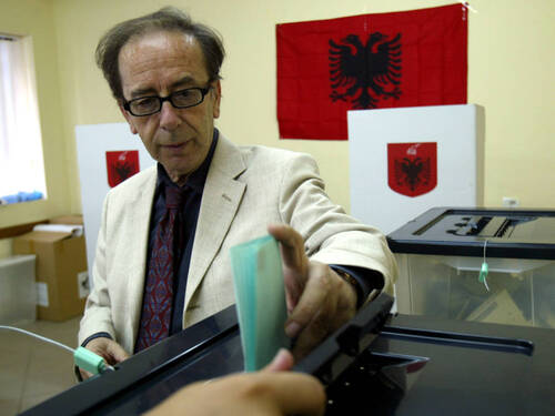 L'écrivain albanais Ismaïl Kadaré est décédé à 88 ans
