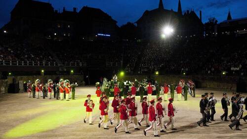 "Ranz des vaches" et show aérien pour la 20e d'Avenches Tattoo